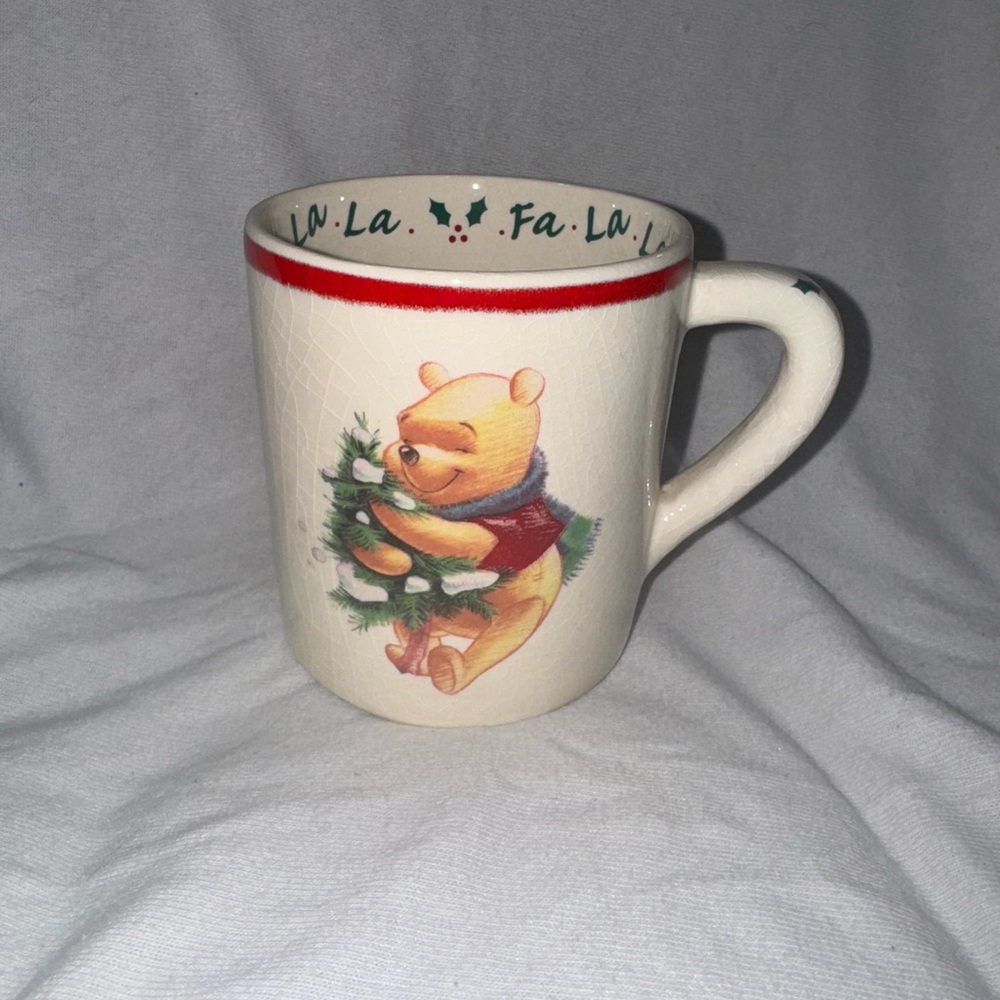 1996 Disneys Winnie the Pooh Christmas Ceramic Coffee‎ Mug Pooh Piglet Vintage